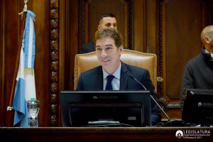 6409-20170608 sesion (2)