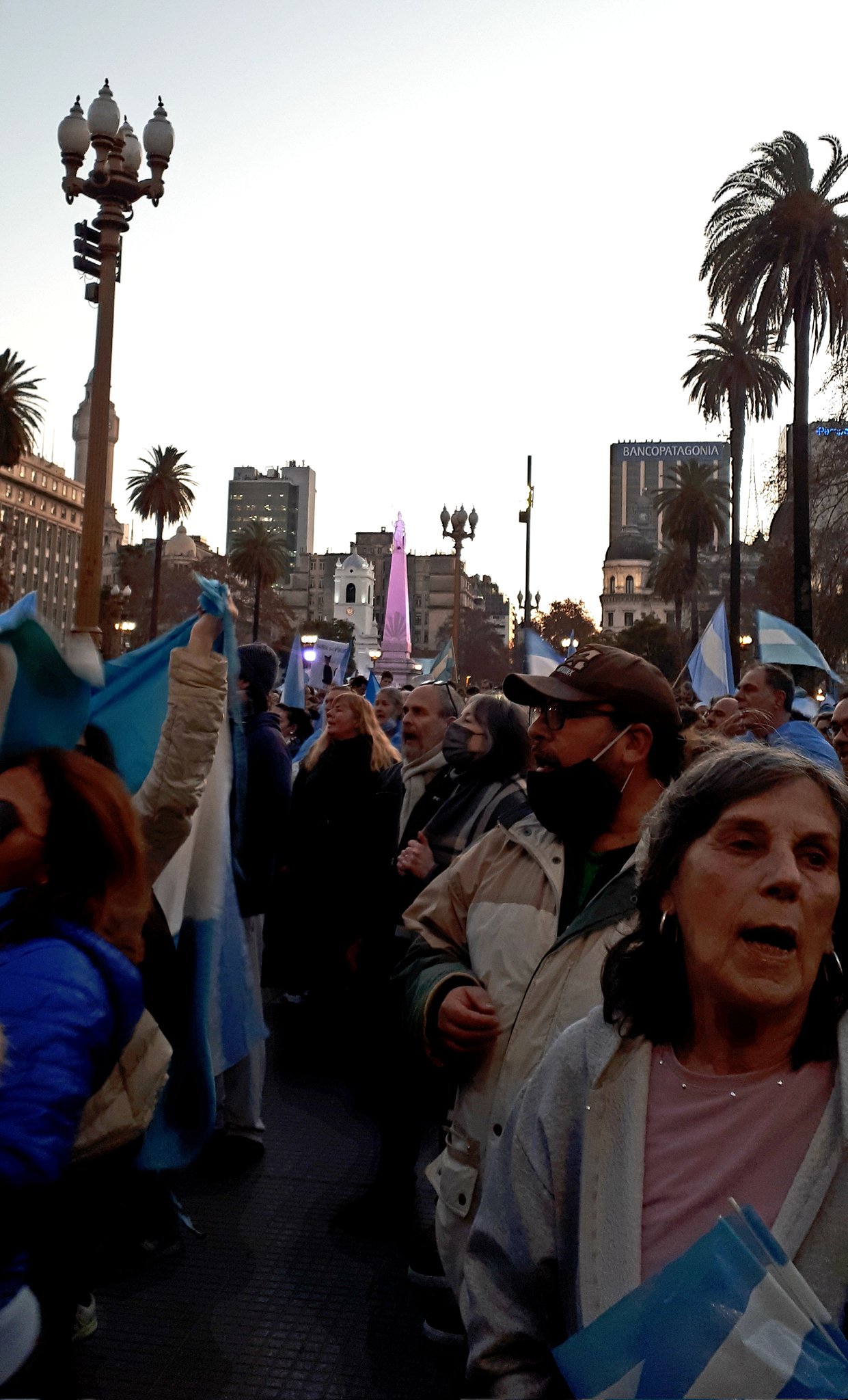 Multitudinaria marcha en contra del Gobierno (5)