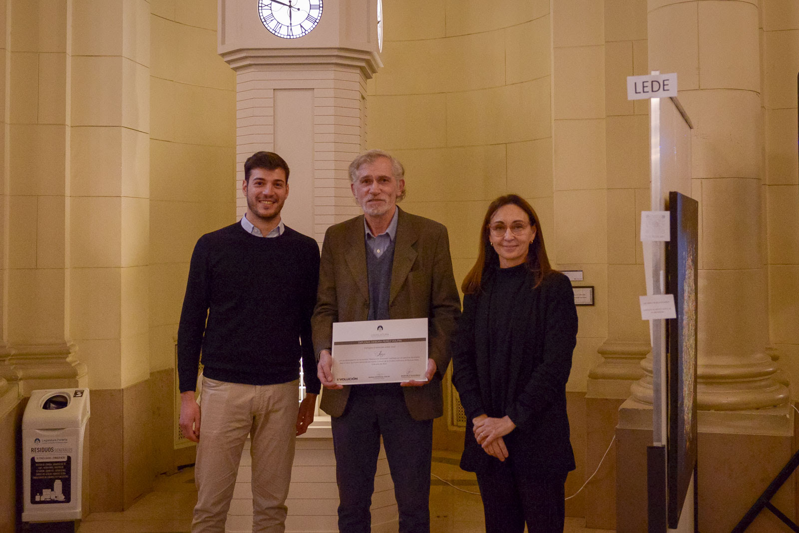 Legislatura Porteña: Ceremonia de apertura de la exhibición plástica realizada por el colectivo de artes visuales “BAJO EL SPOT”.